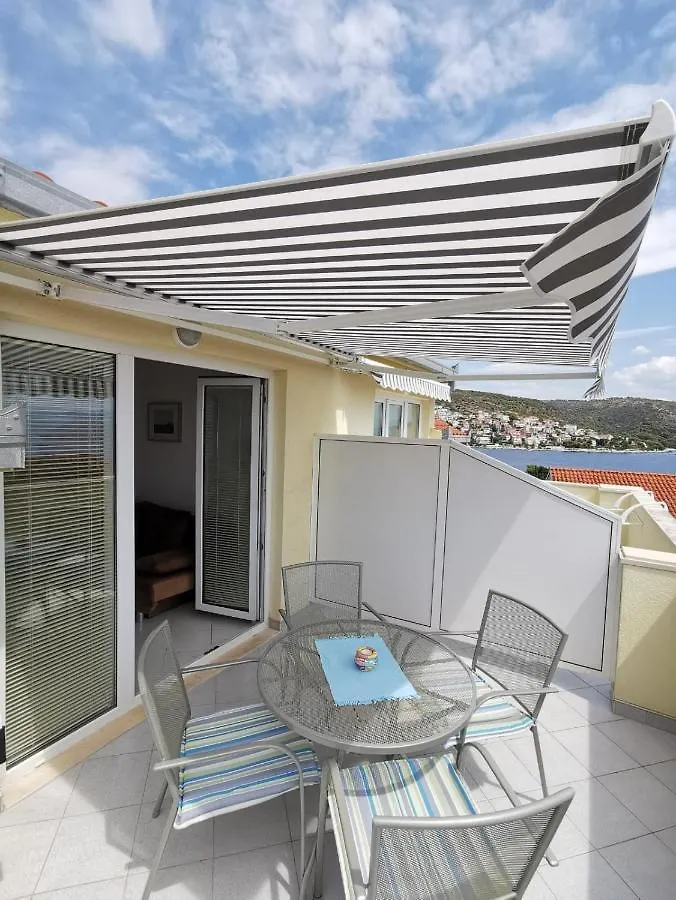 Apartments Vito Trogir