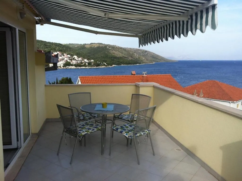 Apartments Vito Trogir